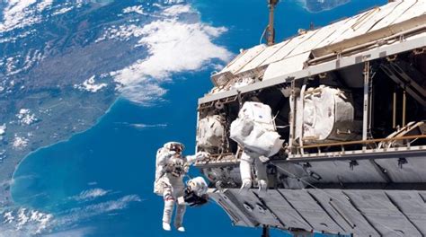 Bagaimana Cara Astronot Membangun Stasiun Luar Angkasa Okezone Techno