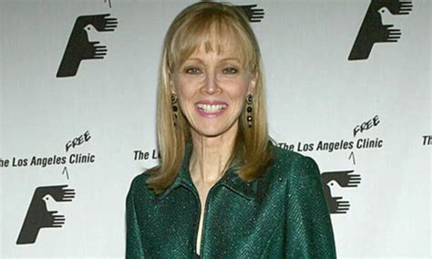 Shelley Long Net Worth How Rich Is The Actress Actually In 2022