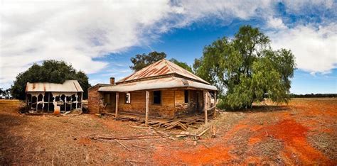 Home Sweet Home Country Nsw Australia Neglected Country Homestead Bears