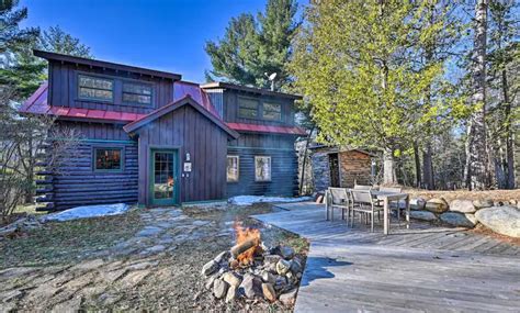 If you have envisioned the perfect lake home, a retreat you've hoped to find, it's waiting for you here. 12 Jaw-Dropping, Pet-Friendly Cabin Rentals in the ...