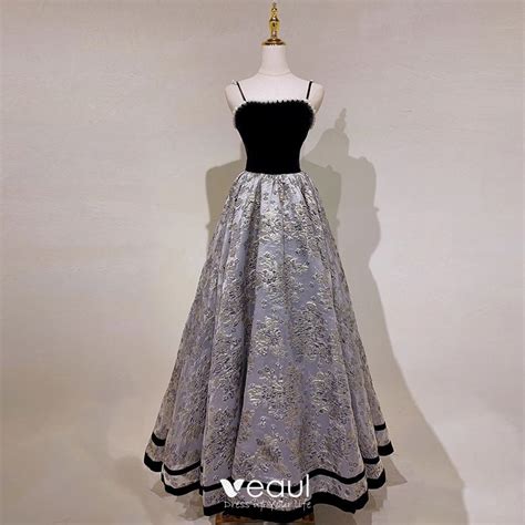 Audrey Hepburn Style Black Prom Dresses 2022 A Line Princess Pearl