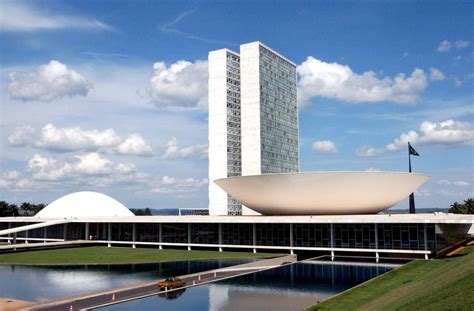 República federativa do brasil) เป็นประเทศที่ใหญ่ที่สุดและมี. กรุงบราซีเลีย(Brasília) บราซิล