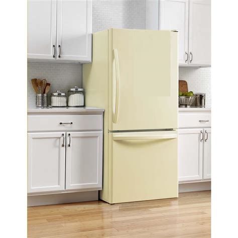 What Color To Paint Kitchen Cabinets With Bisque Appliances Wow Blog