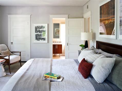 Small Master Bedroom Design Ideas Making A Small Bedroom Feel Larger