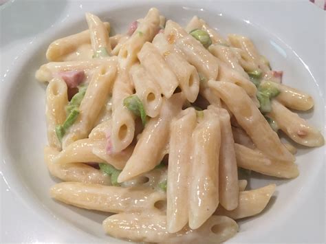 Pasta Con Crema Di Parmigiano Zucchine E Prosciutto Cotto My Xxx Hot Girl