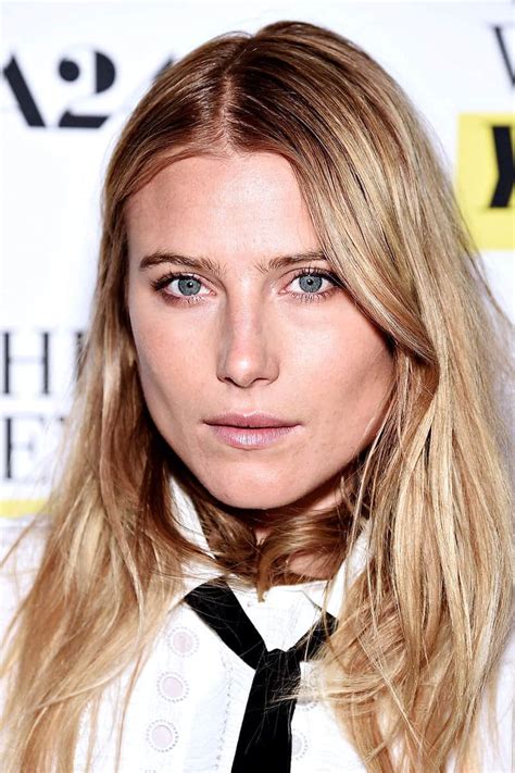 Dree Hemingway Elfinalde