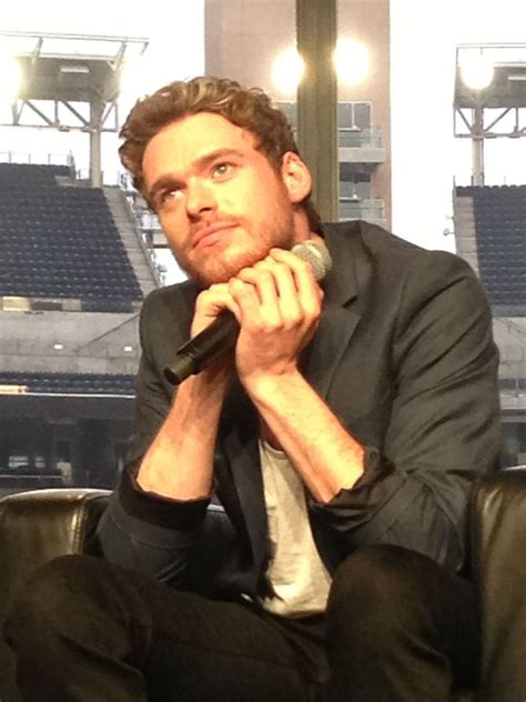 Log In Tumblr Richard Madden Actores Guapos Hombres Guapos