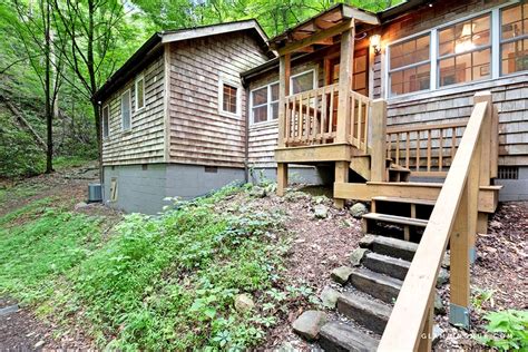Maybe you would like to learn more about one of these? Cabin Accommodation | Townsend, Tennessee | Glamping Hub