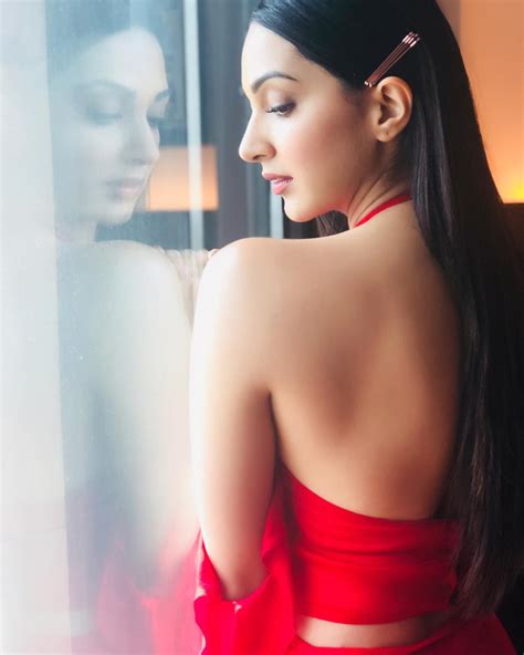 Sexy Kiara Advani Boobs Pictures Will Make You Drool For The Viraler