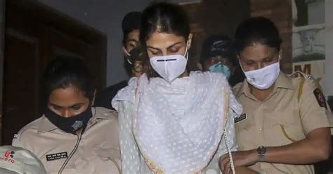 Rhea Chakraborty Reportedly Sent To 14 Day Judicial Custody Court