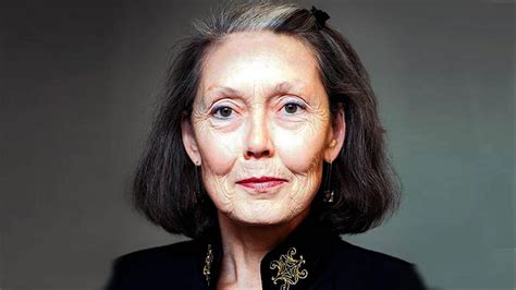 She was anchorwoman of the daily tagesthemen news broadcast on ard from april 14, 2001, to june 24, 2007. La escritora canadiense Anne Carson, premio Princesa de ...