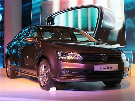 Volkswagen is a german car company, which was founded in 1937, and headquartered in wolfsburg, germany. New Volkswagen Jetta Launched: Price, Specs, Features ...