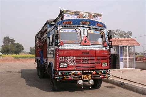 hiv      biggest threats  indias truck drivers