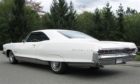 1965 Pontiac Bonneville 2 Door Hardtop