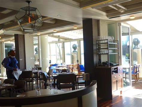 Our menu features wonderful crudo, seafood towers, and daily selections of whole fish and the most. An Early Peek Inside Fiola Mare, Georgetown's New ...