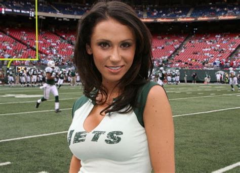 Top 10 Most Beautiful Sports Reporters In The World