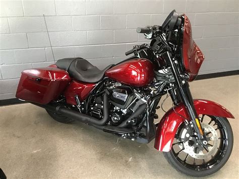 2018 Harley Davidson® Flhxs Street Glide® Special Hcc Red Flake
