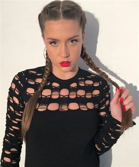 Adele Exarchopoulos Braided Hair Style Look Hair Inspiration Color