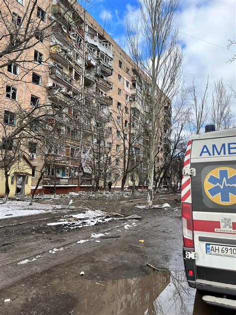 Два человека погибли от взрыва в Краматорске Россияне обстреляли жилые многоэтажки ФОТО ВИДЕО