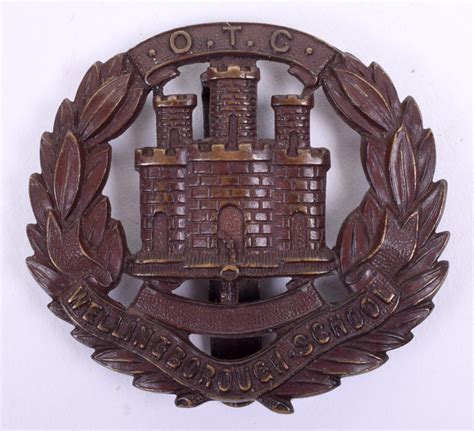 Wellingborough School Otc Cap Badge Fine Bronzed Example With Castle