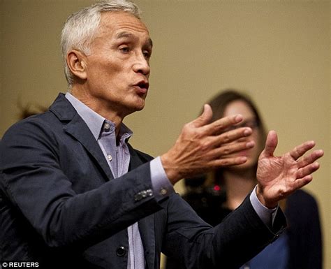 Univisions Jorge Ramos Kicked Out Of Donald Trump Press Conference