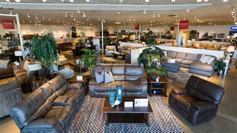 We have always strived to show our customers different options when it comes to furnishing one office or many. Halsted Construction | Jerome's Furniture Fountain Valley