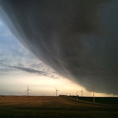 Storm Moving Into Nebraska Wild Weather Wind Farm Nebraska