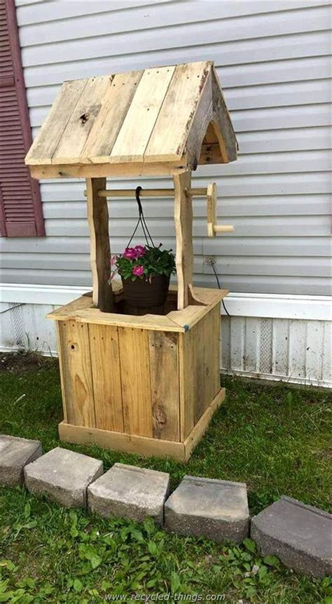 Creative Things To Do With Wooden Pallets Recycled Crafts