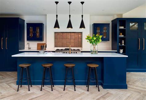 32 dazzling traditional kitchen design photos christophe selvais | feb 19th 2021 a running concept of a traditional kitchen embolsters one with a return to. Kitchen design trends 2021 - 15 looks to bring your ...