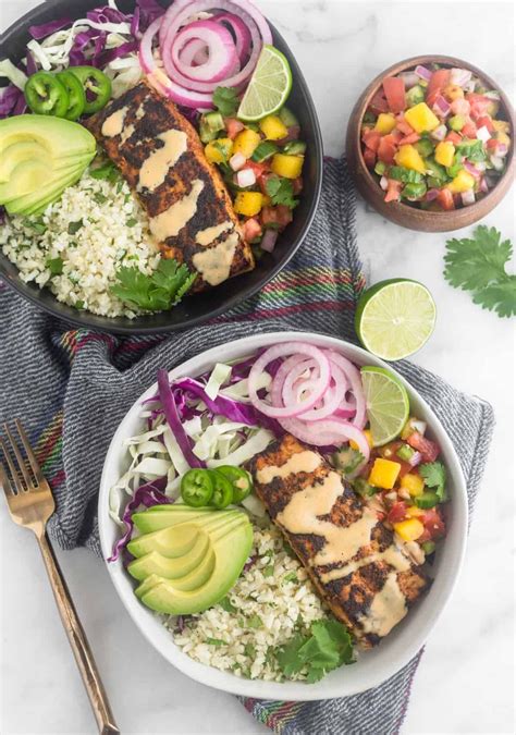 Easy Whole30 Fish Taco Bowls With Spicy Mayo Eat The Gains