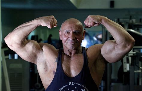 Pin By Bryan On Bodybuilding Over Men Senior Bodybuilders Body Builder Muscle