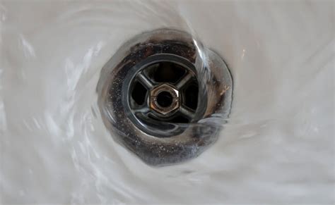 Bathtub Wont Drain 5 Easy Solutions And Causes