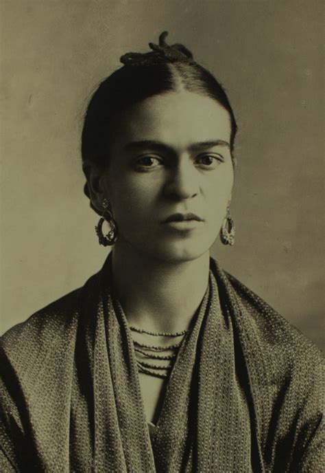 Learn where she came from, and how she explored her mixed european and mexican ethnicity in her paintings. Frida Kahlo. Il docufilm che stavamo aspettando è in sala ...