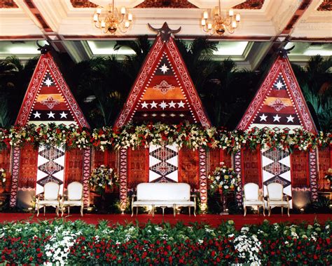 Java wedding decoration dekorasi pernikahan jawa stock photo. Olivia Wedding Decoration: Pelaminan Model Batak