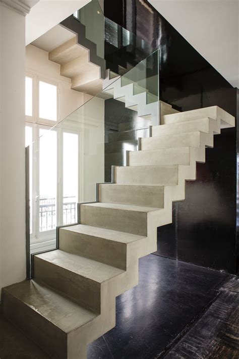 McAllen Concrete Stairs | Call 956-477-0699 (Commercial and Residential)