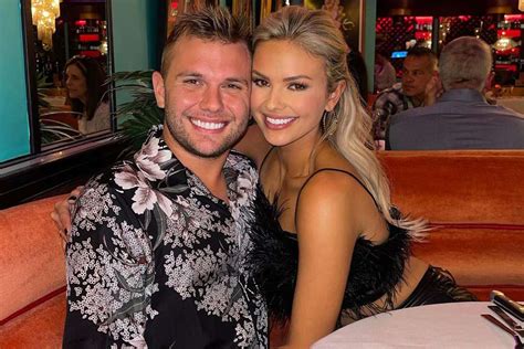 chase chrisley and fiancée emmy medders share valentine s day tributes