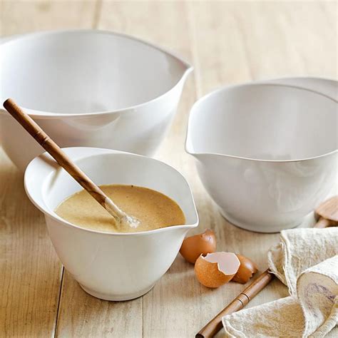 White Melamine Mixing Bowls with Spout, Set of 3 | Melamine mixing bowls, Ceramic mixing bowls ...