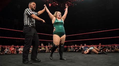 Amazing Women Of Wrestling Wwe Nxt Uk Results April 10 2019 A Debut