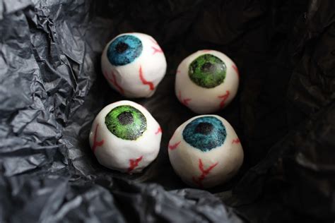 Halloween White Chocolate Eyeballs I Am Baker