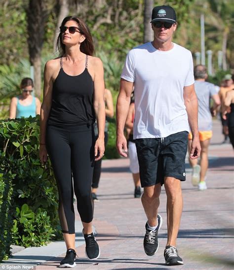 Cindy Crawford Gawks At Husbands Ripped Torso In Miami Daily Mail Online