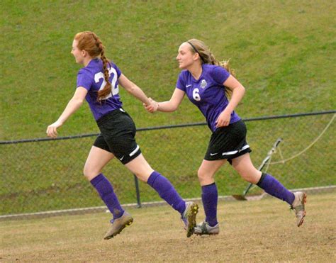 Prep Soccer Aggies Shut Out Warriors In 1st Ever Girls County Match