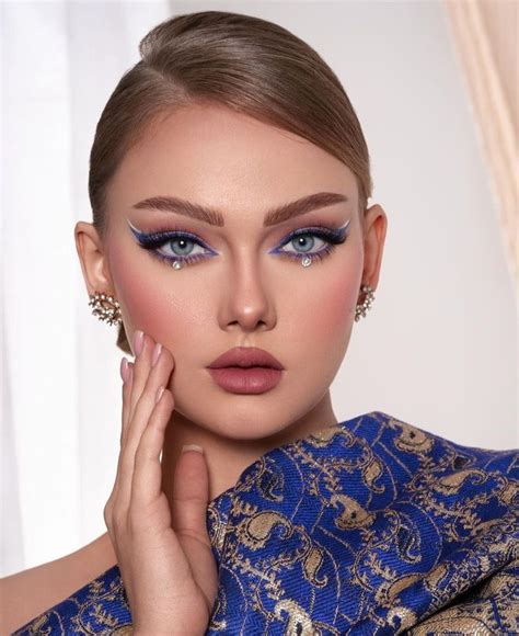 Gorgeous 💙💙 In 2023 Glamour Makeup Makeup Looks For Brown Eyes Eye