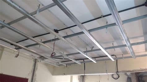 Drywall and suspended ceilings (mineral fiber, metal, or wood) • axiom aluminum trim provides more crisp edge detailing. Gypsum Ceiling Framing | Nakedsnakepress.com
