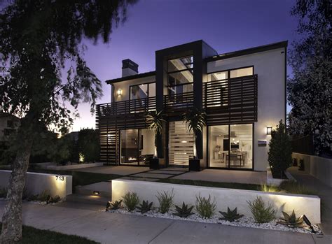 Beautiful Modern House On The Second Floor Perfect De