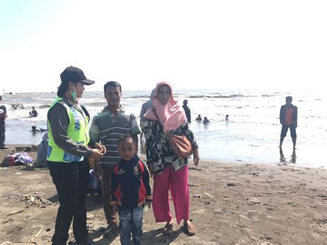 Sigandu batang, central java, indonesia pantai sigandu, batang, jawa tengah. Htm Pantal Sigandu Batang - Mengenal Batang Potensi Batang ...