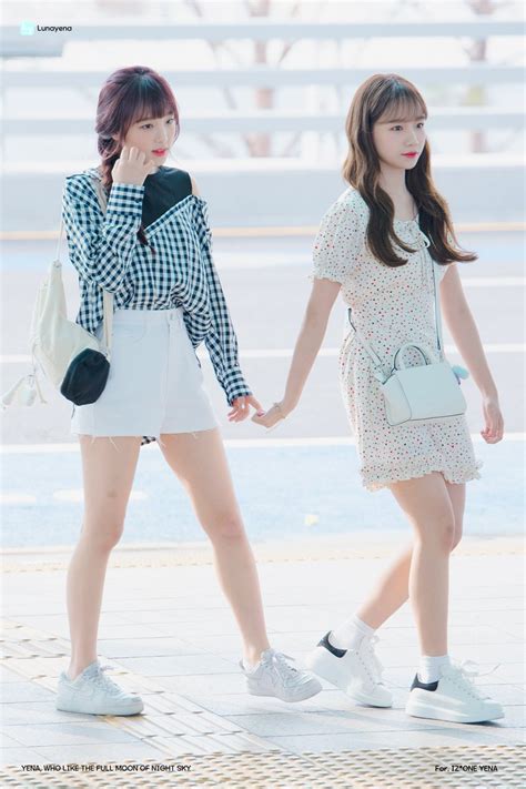 Jo yuri facts stage name: IZ*ONE's Jo Yuri And Choi Yena Are Such Soulmates They're ...