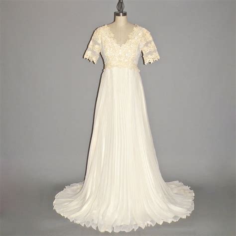 Vintage 1970s Wedding Dress Lace Appliqué 70s Boho Wedding Dress With
