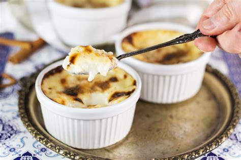 This Traditional Turkish Rice Pudding Sütlaç Is Creamy Rich And Melting In Your Mouth A
