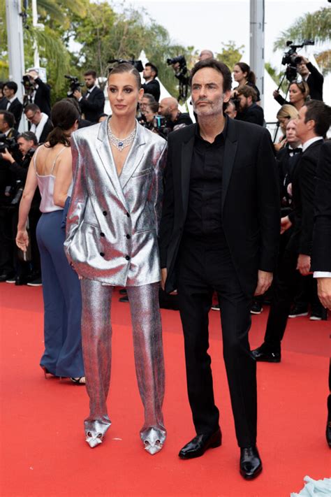 Anthony Delon Et Sveva Alviti Amoureux D Une Classe Tincelante Au Festival De Cannes Le