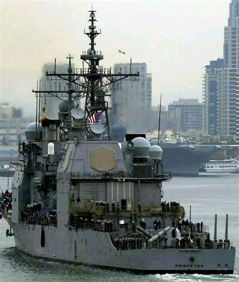 Pin By Kmz On Guided Missile Cruiserdestroyers Us Navy Ships Navy